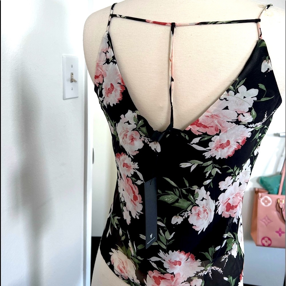 Lulu’s Strappy Floral Print Cami Top - Picture 6 of 9